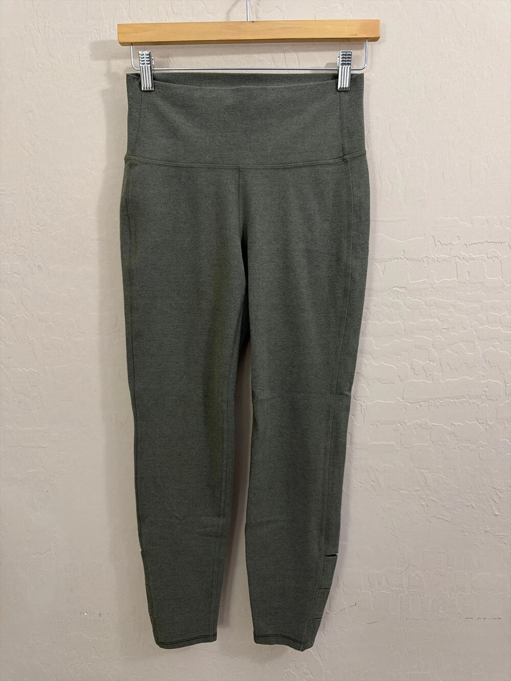 Old Navy Military Green Yoga Leggings, Sz M